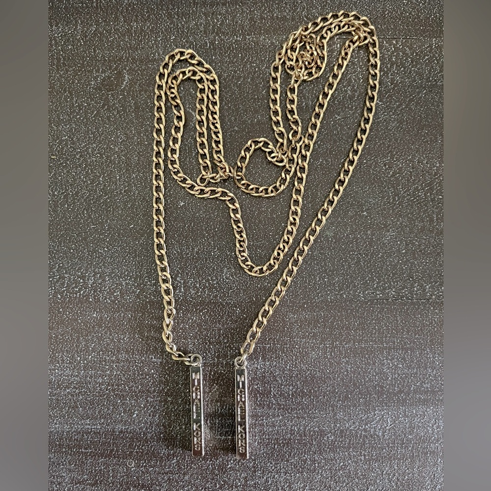NWOT Women’s MICHAEL KORS Gold Plated Long Chain Knotted Necklace